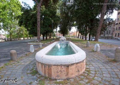 Abbeveratoio,lungotevere Aventino,fontana